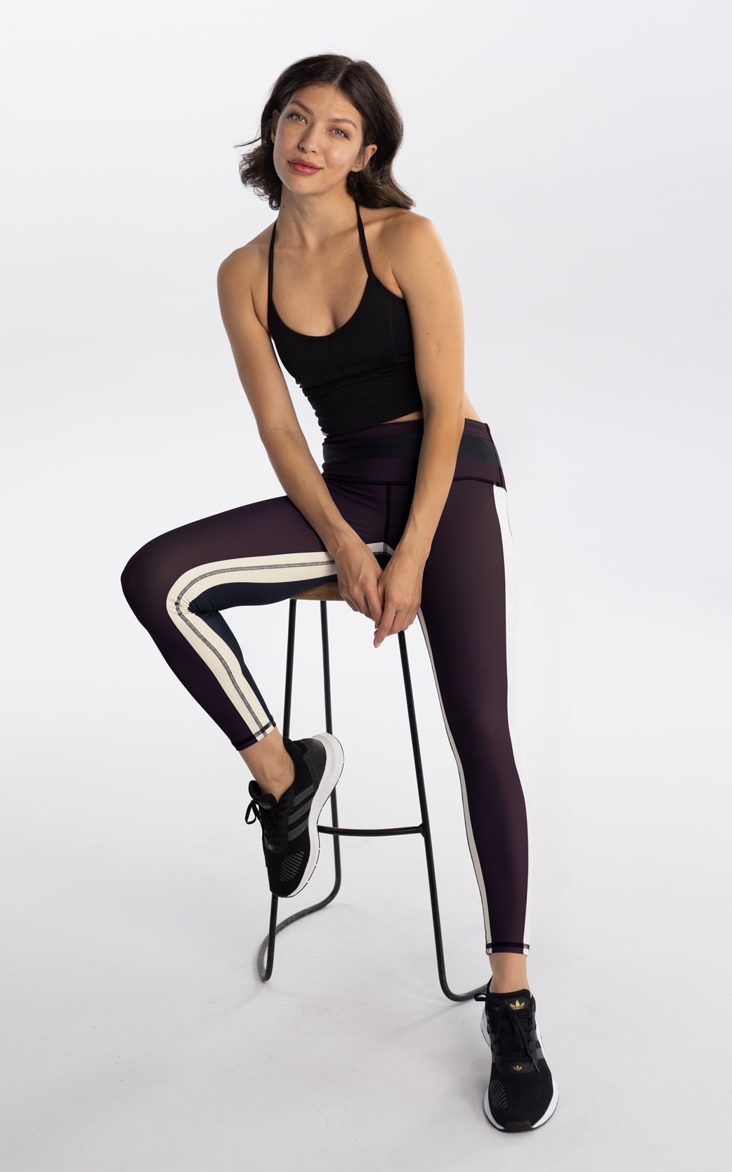 JUMP TRACK LEGGING IN TEDDY BEAR BROWN/BLACK