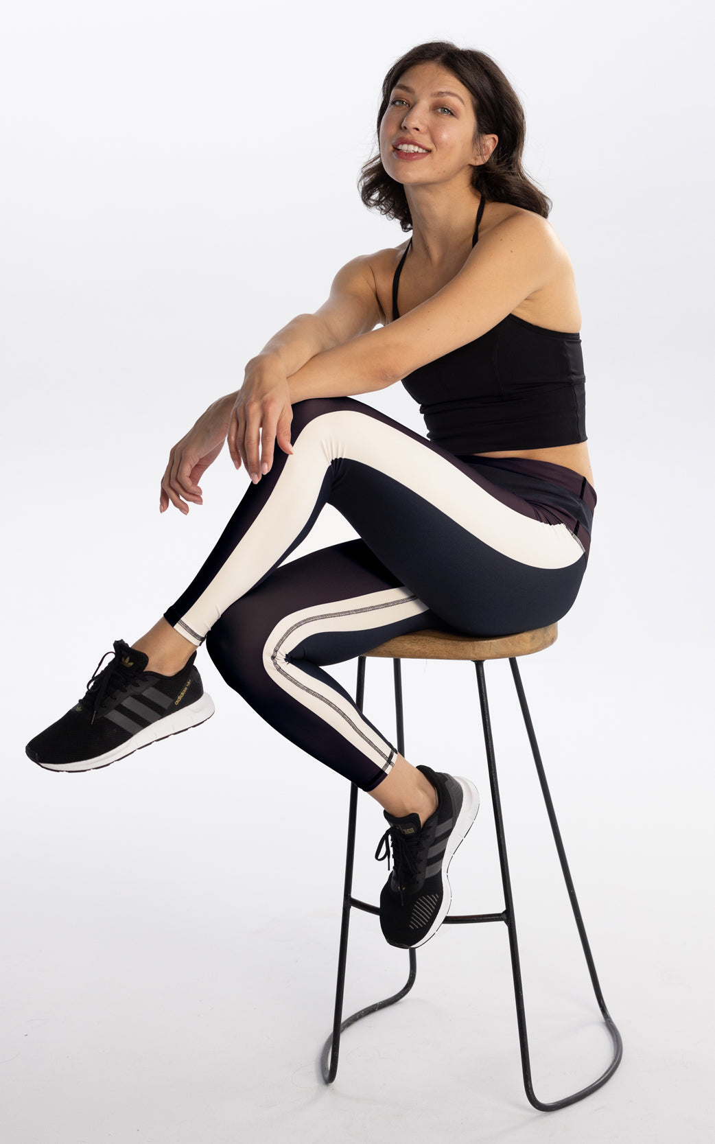JUMP TRACK LEGGING IN TEDDY BEAR BROWN/BLACK